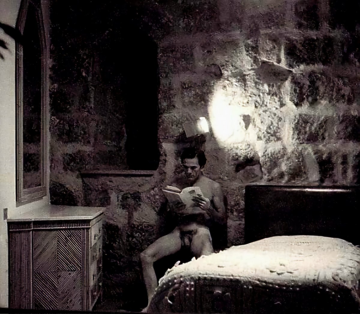 CittaPasolini's tweet photo. #pasolini75 
#dinopedrali
@Ego_te_provocco https://t.co/g7A264t77t
