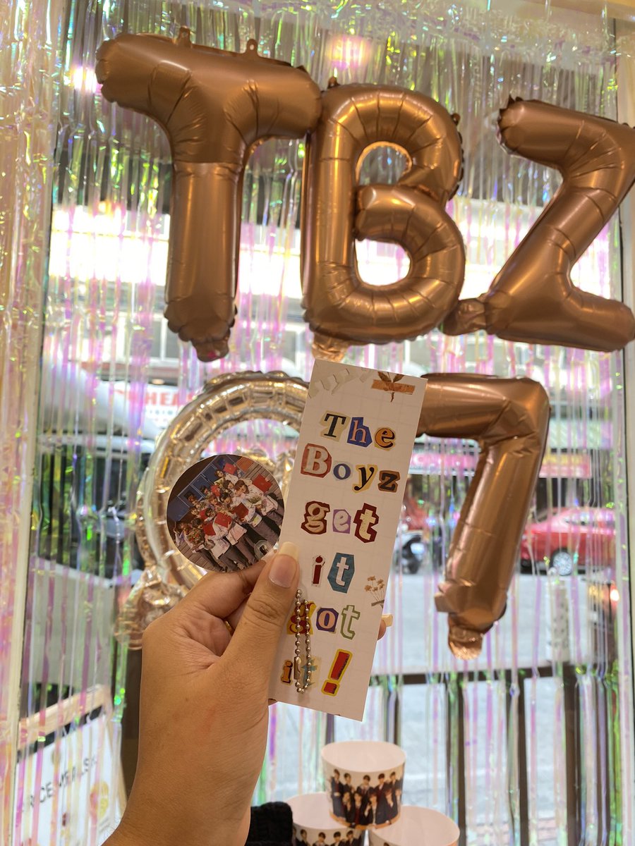 To my forever 11, happy 7th anniversary! ❤️🥺 Forever grateful for your goodness to deobis and staying together 😭❤️ <a href="/WE_THE_BOYZ/">THE BOYZ (더보이즈)</a> 

#영원한_소년들의_일곱번째_겨울
#7WintersWithTheBoyz
#7YearWithTHEBOYZ
<a href="/theboyzdavao/">THE BOYZ DAVAO 🇵🇭</a>