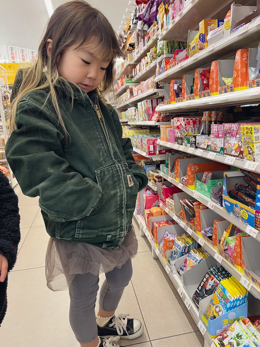 Mood_Shine_York's tweet photo. アクティブ娘
#子供古着
#90s
#carhartt
#activejacket https://t.co/CnMqDL87Y5