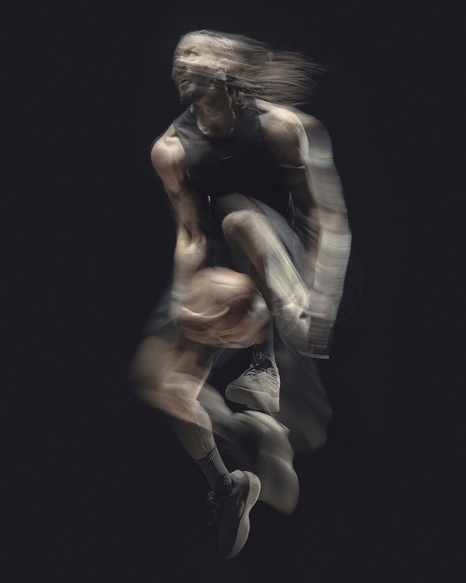 simonsaysdrip's tweet image. Fear of God Athletics II Basketball sneakers are dropping today! A performance-focused design. #FearOfGod #Basketball #ADIDASESSENTIALS