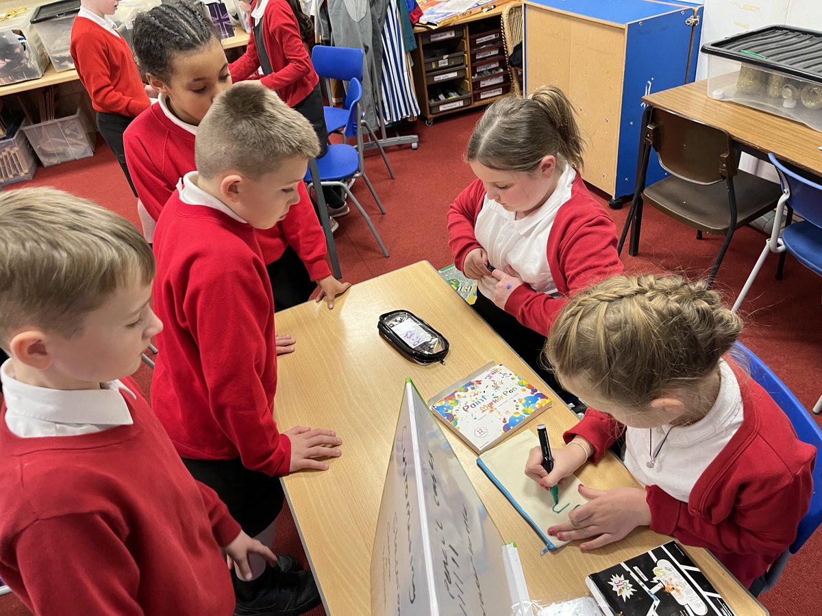 Parliament_STMB's tweet photo. Our Box Buddies SCIAF Group have been working hard at their pop-up shop on Monday afternoons! Please come and visit us on Monday at 12.40pm, if you would like to purchase a personalised product. All money raised will go to SCIAF. 🙏🏼 🌍 #PupilLeadership #PupilParticipation https://t.co/GdyDgfZkdc