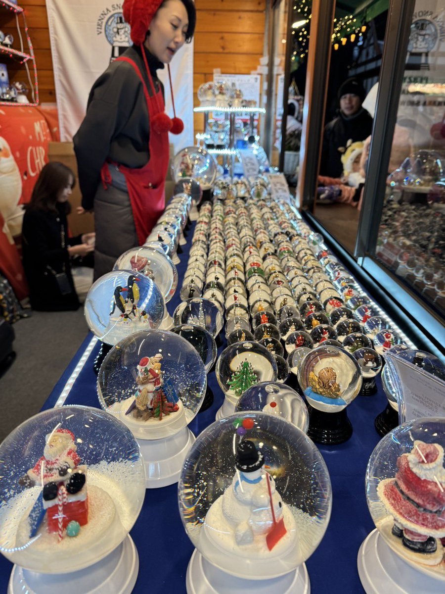 スノードーム☆ミュンヘンクリスマス市☆極美品☆ガラス製スノードーム スノードーム屋さん🥳 on X: 