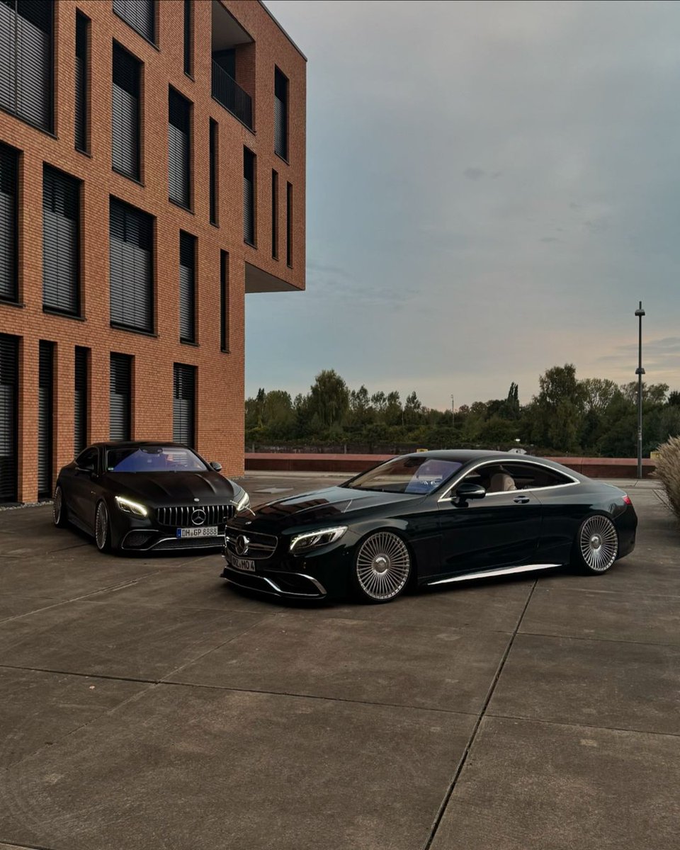mbmaybachfans's tweet photo. S65 AMG V12 BITURBO 6.0-L

📸: @bakerm3 (IG) https://t.co/dsZOOE865p