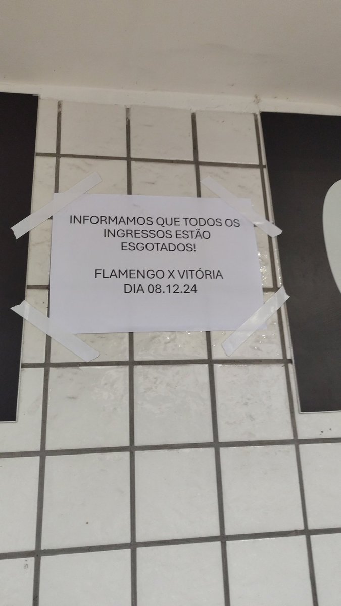 Muniz7Pk's tweet photo. Ué ???? Num abria a venda 10:00 covardes @Flamengo cade meu ingresso ? https://t.co/RLeeytZpex