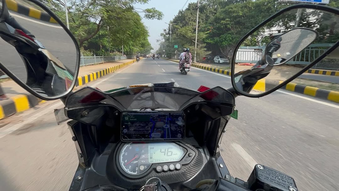 beingshashi190's tweet image. Added second display for navigation @micromax_mobile IN on my Pulsar220f #justperfect #bike #vocalforlocal #inovation #experiment #myideas