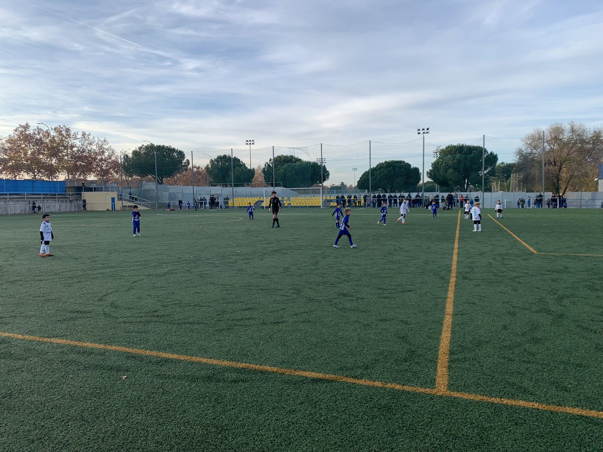 I TORNEO PREBEN 1er AÑO |

Primera edición de este Torneo donde podremos disfrutar de los más pequeños jugando contra rivales de su misma edad.

#Preben2018