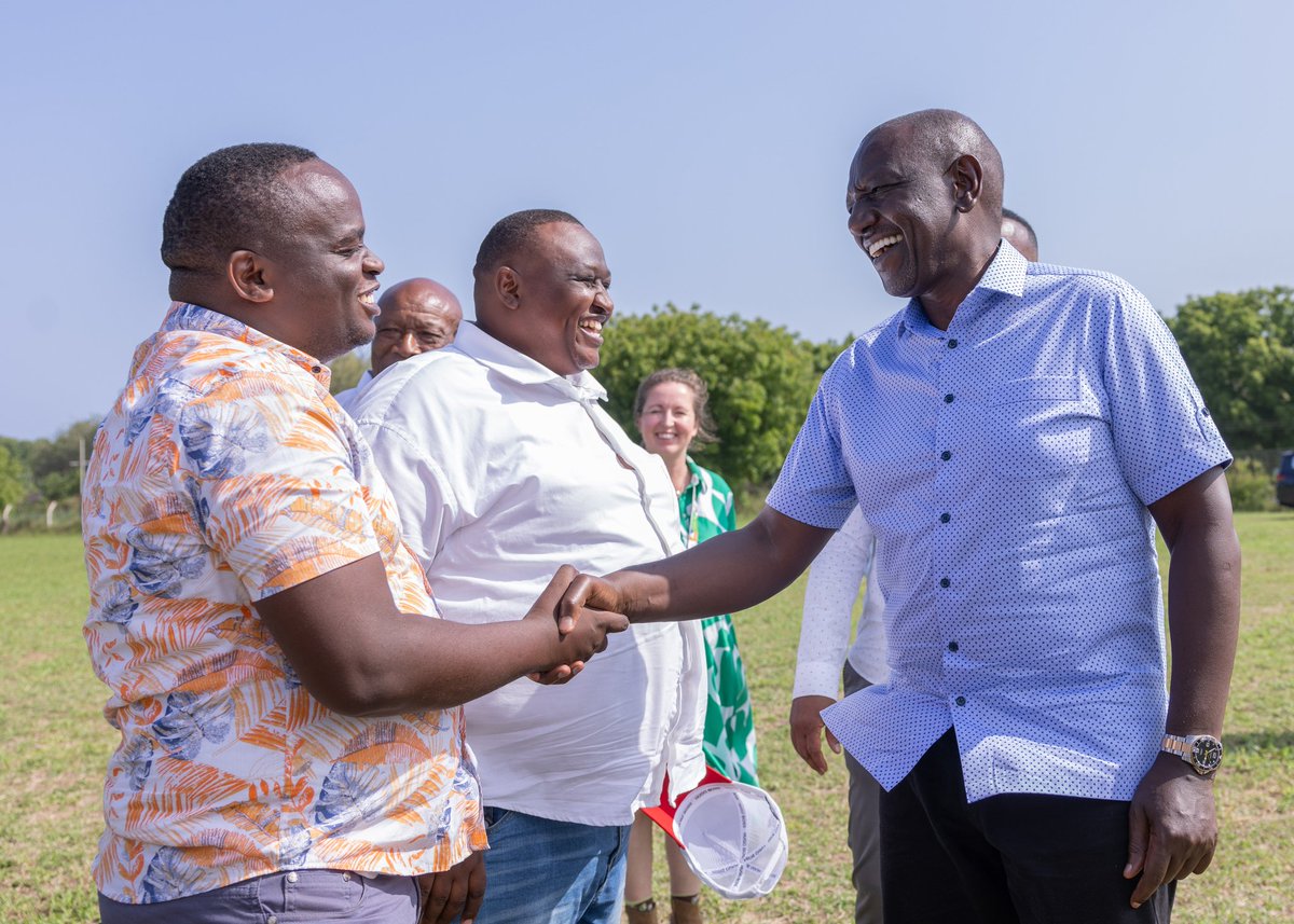 EngJohnMachari1's tweet photo. President William Ruto meets Nairobi Business Community in Taita Taveta .
#Kujituma. https://t.co/JReOzy7Eks
