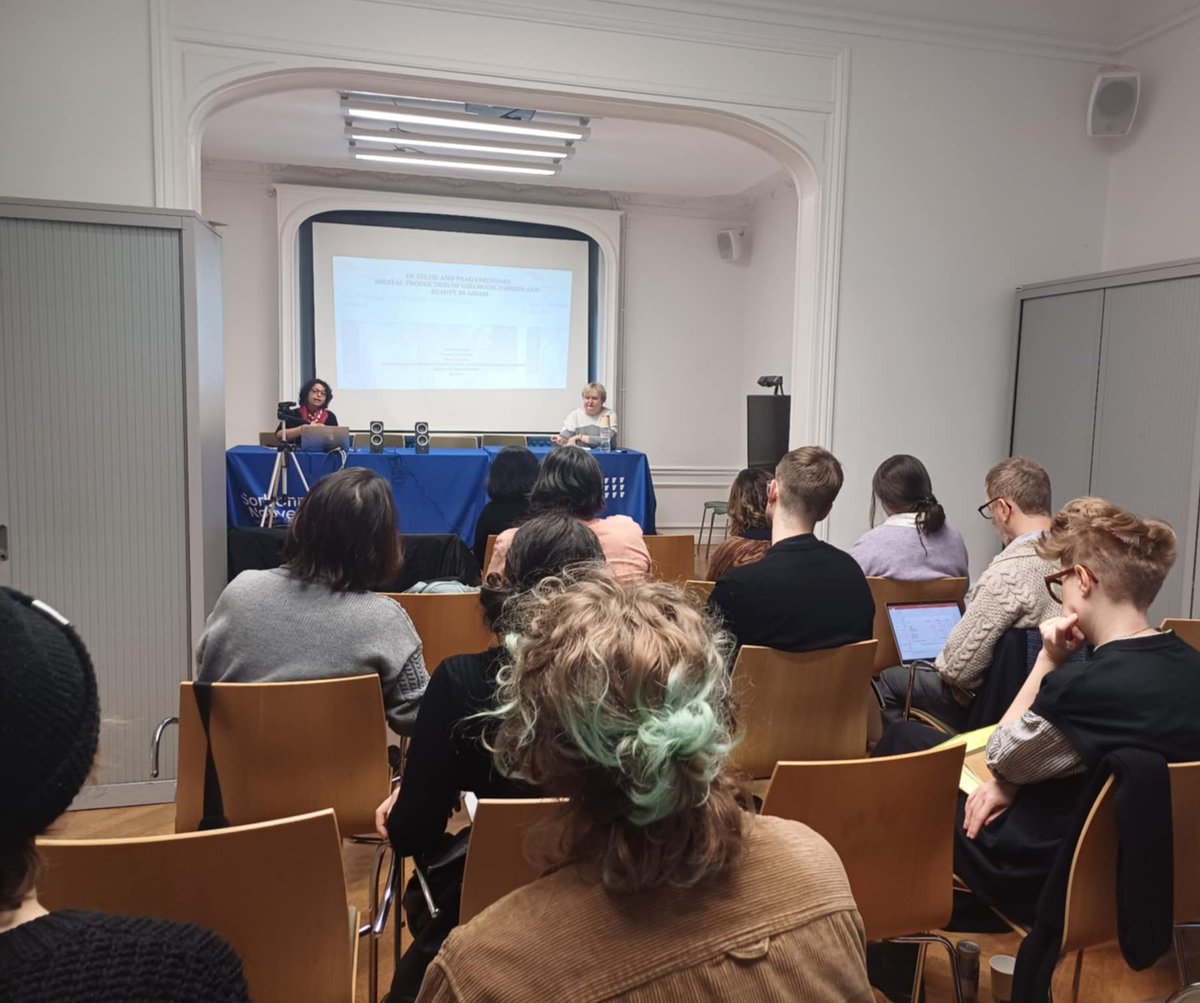 La deuxième journée du colloque "Corps, arts et médias: (re) configurations in the digital era" vient de commencer ! Nirmali Goswami de Tezpur University est la première intervenante!