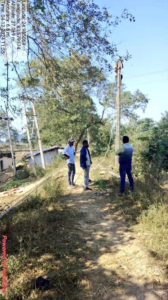 SEVA_SBPDCL's tweet photo. कृषि कार्य के लिए निरंतर व निर्बाध बिजली हमारी प्राथमिकताओं में शामिल है।

#सासाराम स्थित सराया पीएसएस में मुंडेश्वरी रामगढ़ कृषि फीडर पर एचटी लाइन लगाने का कार्य किया गया।

#BSPHCL https://t.co/cFT8oWxFWG