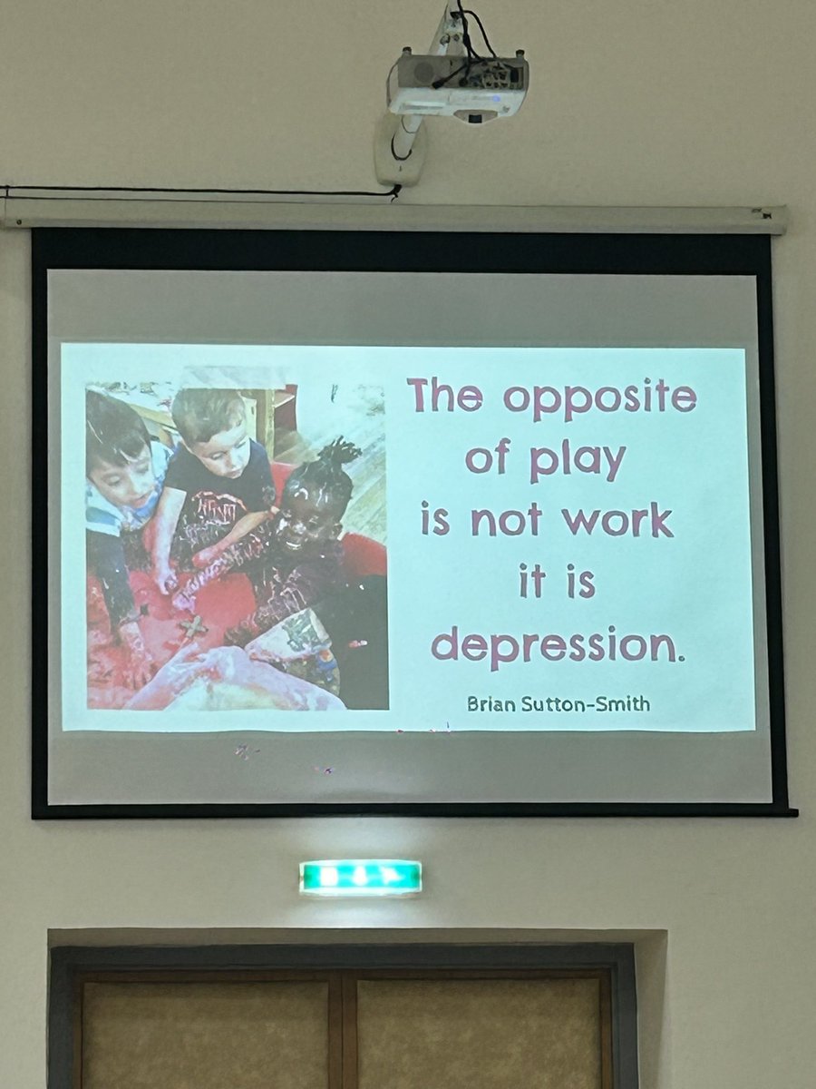 𝐺𝑒𝑜𝑟𝑔𝑖𝑒 👩🏽‍🏫 tweet media