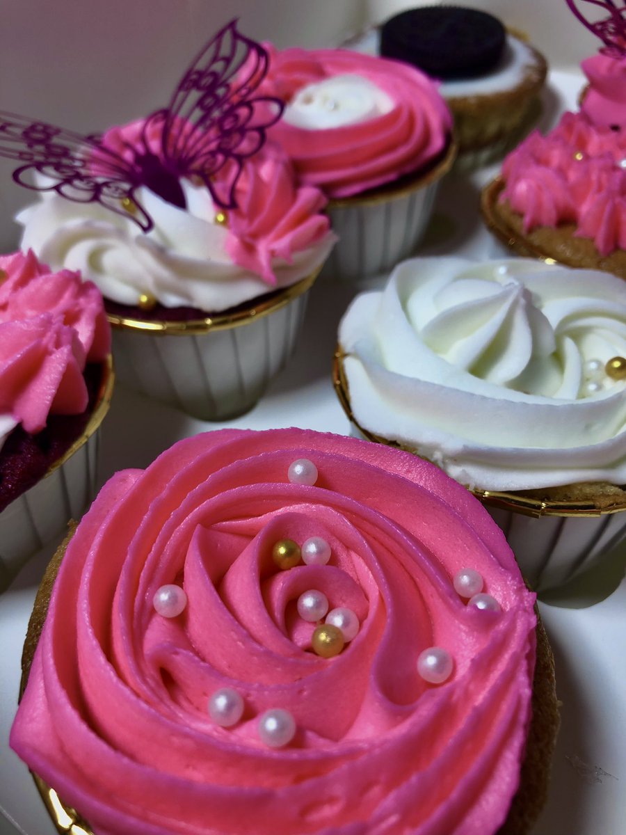 storezdidii's tweet photo. @Benita_Bkrimz @JawnTeee y’all called I have responded my bosses 🥹🥹
All shades of pink beauties submitted to our customers 🤝🥹
We don’t do less here 😌☺️🎂
#fypシ゚viralシfypシ゚viralシalシ #storezdidii #cakesinuyo #YourOneStopSolution #onemillionviews https://t.co/fSJA4ALs3S