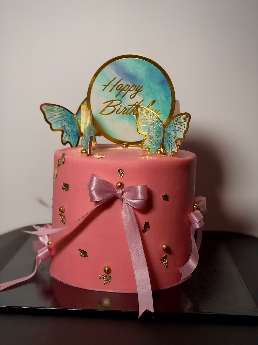 storezdidii's tweet photo. @Benita_Bkrimz @JawnTeee y’all called I have responded my bosses 🥹🥹
All shades of pink beauties submitted to our customers 🤝🥹
We don’t do less here 😌☺️🎂
#fypシ゚viralシfypシ゚viralシalシ #storezdidii #cakesinuyo #YourOneStopSolution #onemillionviews https://t.co/fSJA4ALs3S