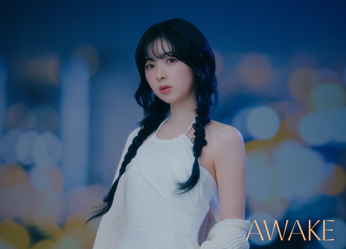 𝐍𝐢𝐳𝐢𝐔 𝟏𝐬𝐭 𝐌𝐢𝐧𝐢 𝐀𝐥𝐛𝐮𝐦 『𝐀𝐖𝐀𝐊𝐄』 Solo Teaser