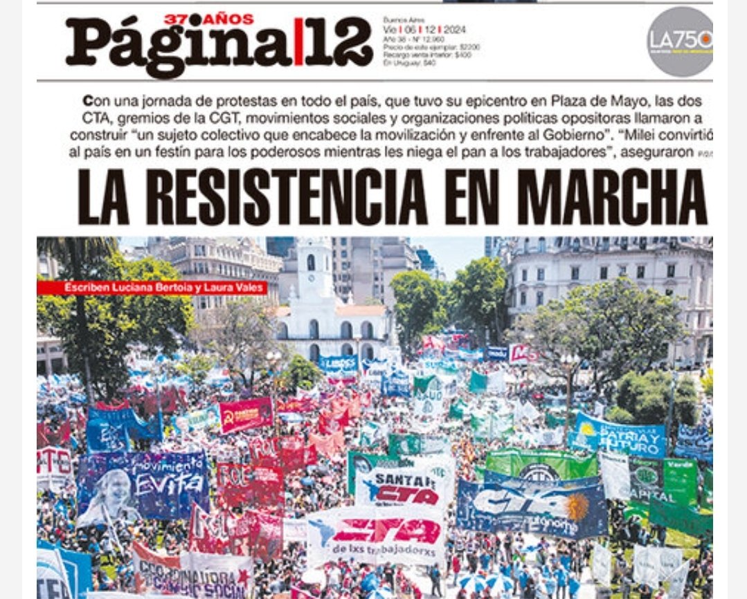 PauloKonig's tweet photo. ¡Bien diferentes! Página12 pone en tapa como noticia principal la multitudinaria marcha contra el Gobierno en Plaza de Mayo de las dos CTA, gremios de la CGT, movimientos sociales y organizaciones políticas y Clarín sobre la concentración, nada. Nada. https://t.co/ZW5ikmBDMF