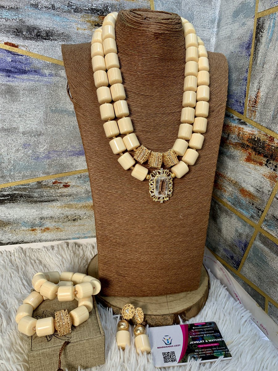 beadsbybdl's tweet photo. Are you on a budget 😉Check this out!!Affordable luxury design🥰

Beautifully crafted for a BDL COUPLE using Brazilian corals 👌 https://t.co/IVQo99n6wa