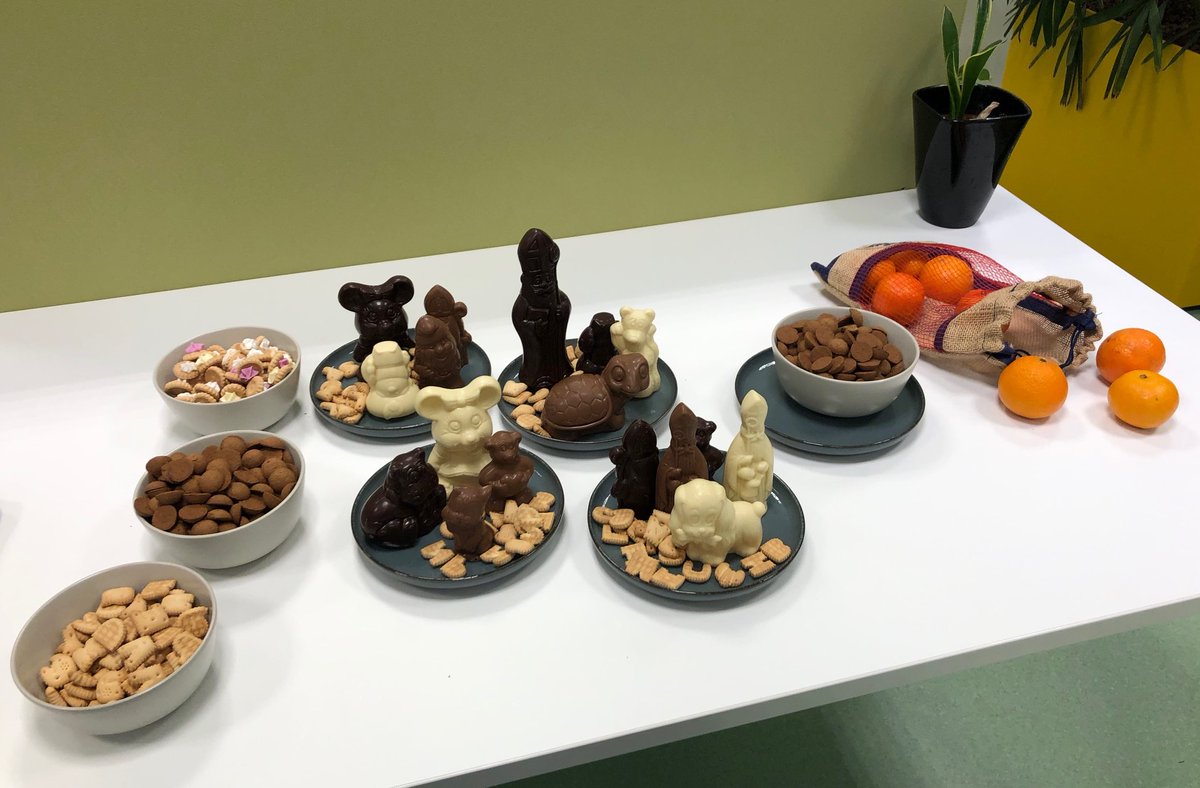 😅Sinterklaas has found the way to our new building ....