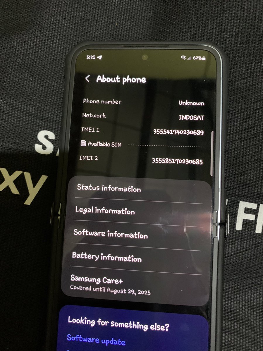 sukabvah's tweet photo. Jual - Sell - WTS

Samsung Galaxy Z Flip 6 Blue 12/256GB 
Used - Like new
Full set, Box, Bukti Pembelian, Free Cable Type C dan 2 Casing 
Pemakaian 3 bulan, Mulus no minus
Alasan dijual ingin upgrade device
Garansi Samsung Care+ hingga 29 Agustus 2025 https://t.co/0IVmNQQoEL