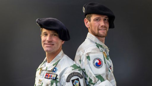 OliviaPenichou's tweet image. #indiscrétion 💬 Le #Defcast du ministère des @Armees_Gouv en ligne le 11 décembre 2024 reviendra sur le sauvetage en octobre dernier par des militaires du #GMHM 🇫🇷 de deux alpinistes 🇺🇸🇬🇧 piégées à 6.000 m. d’altitude dans l’Himalaya ! 
#Podcast #NotreDéfense @AJDPresse