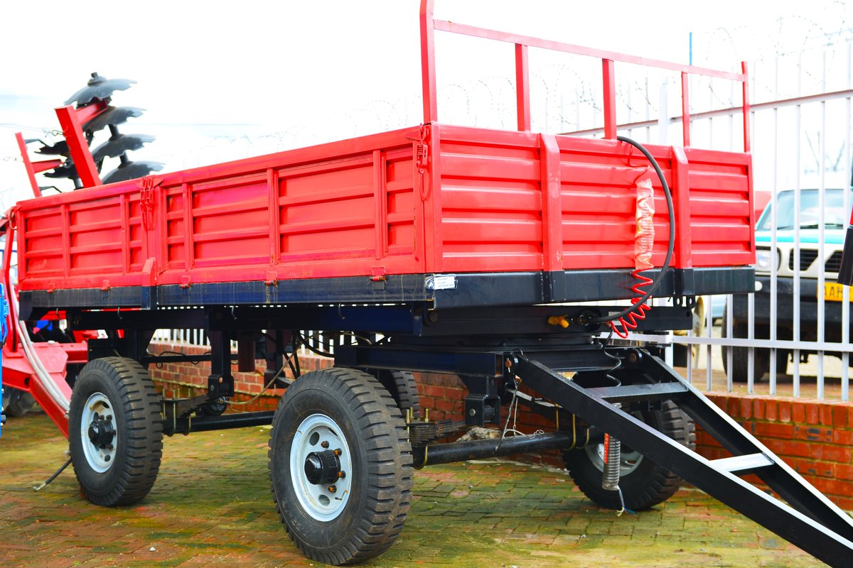 YWholesalers's tweet photo. 😀DURABLE FARM TRAILERS AVAILABLE IN STOCK AT Y.Z.L WHOLESALERS‼
#YZLWholesalers #farming #farmtrailers #farmingtrailers #trailers #3tonnefarmtrailer #5tonnefarmtrailer #8tonnefarmtrailer #12tonnefarmtrailer #farmtrailer #farmingtrailer #farmingzimbabwe #farminginzimbabwe https://t.co/fZLHwoq5St