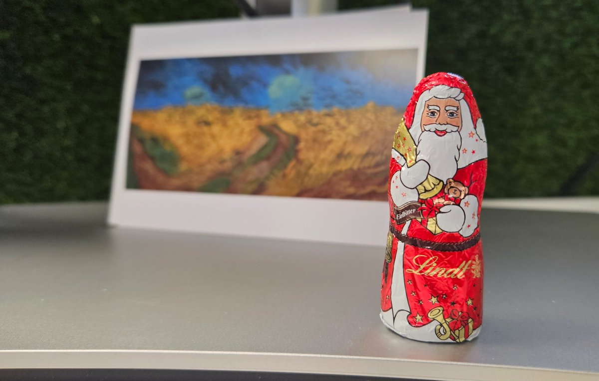 mboehme_'s tweet image. Our Office Team at #MPI_SP is the best! Thanks for the nice chocolate surprise this morning.

Happy Saint Nicholas Day to everyone who celebrates!