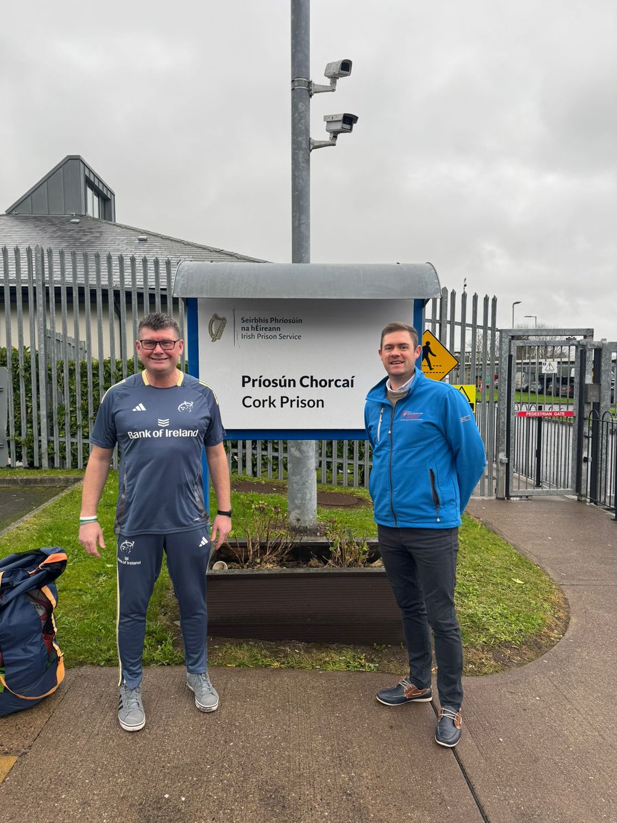 Colm Carey (@cmcarey_) on Twitter photo Huge thanks to Euan & Vince from <a href="/Munsterrugby/">Munster Rugby</a> for the delivery of week 10 & 11 of the program. Participation from the group was superb, with a mix of theory, practice & lots of high level coaching. Week 12 concludes with a graduation event to include family & invited guests.. 🎓 Huge thanks to Euan & Vince from <a href="/Munsterrugby/">Munster Rugby</a> for the delivery of week 10 & 11 of the program. Participation from the group was superb, with a mix of theory, practice & lots of high level coaching. Week 12 concludes with a graduation event to include family & invited guests.. 🎓