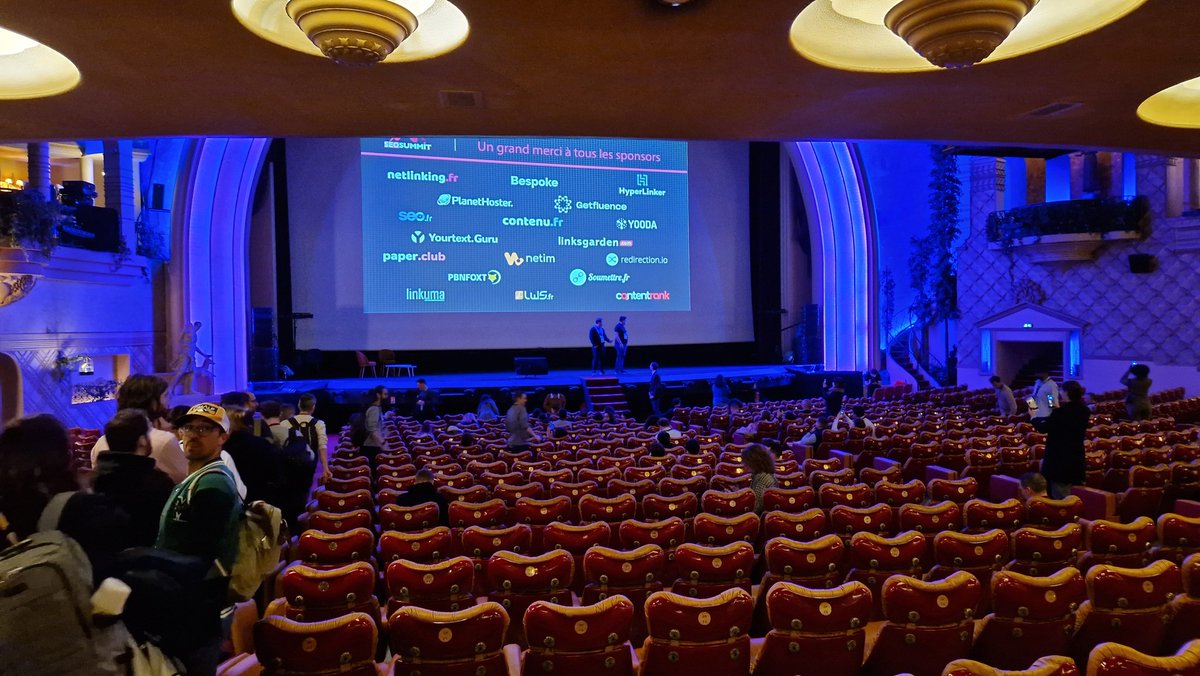 En direct du <a href="/seosummitevent/">SEO Summit (14 octobre 2025 au Parc des Princes)</a> au Grand Rex bravo <a href="/Elliott_bobiet/">Elliott BOBIET</a> la classe 🤩