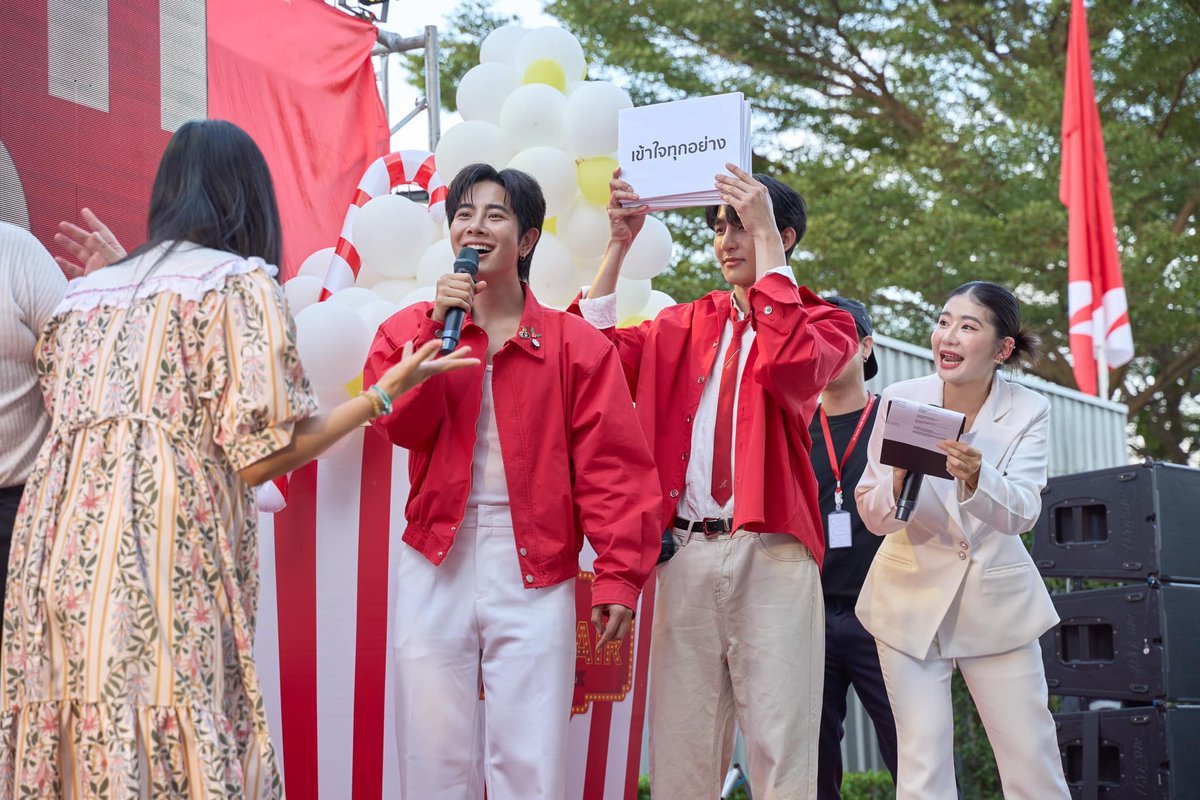 FNOutletTH's tweet photo. ภาพบรรยากาศจากกิจกรรมสุดฟิน #FNFunFairxEarthMix ขอขอบคุณ #เอิร์ทมิกซ์ และแฟนคลับที่มาร่วมสนุกในงานครั้งนี้ แฟน ๆ สามารถดูรูปเพิ่มเติมได้ทางเพจเฟซบุ๊ก FN Outlet นะคะ🤎❤️
🔥 มาชอปกันได้ที่งาน #FNFunFair2024 ได้จนถึงวันที่ 8 ธ.ค. 67 เวลา 10.00-20.00 น. ที่ FN พระราม 9 https://t.co/rlFVveuvh0