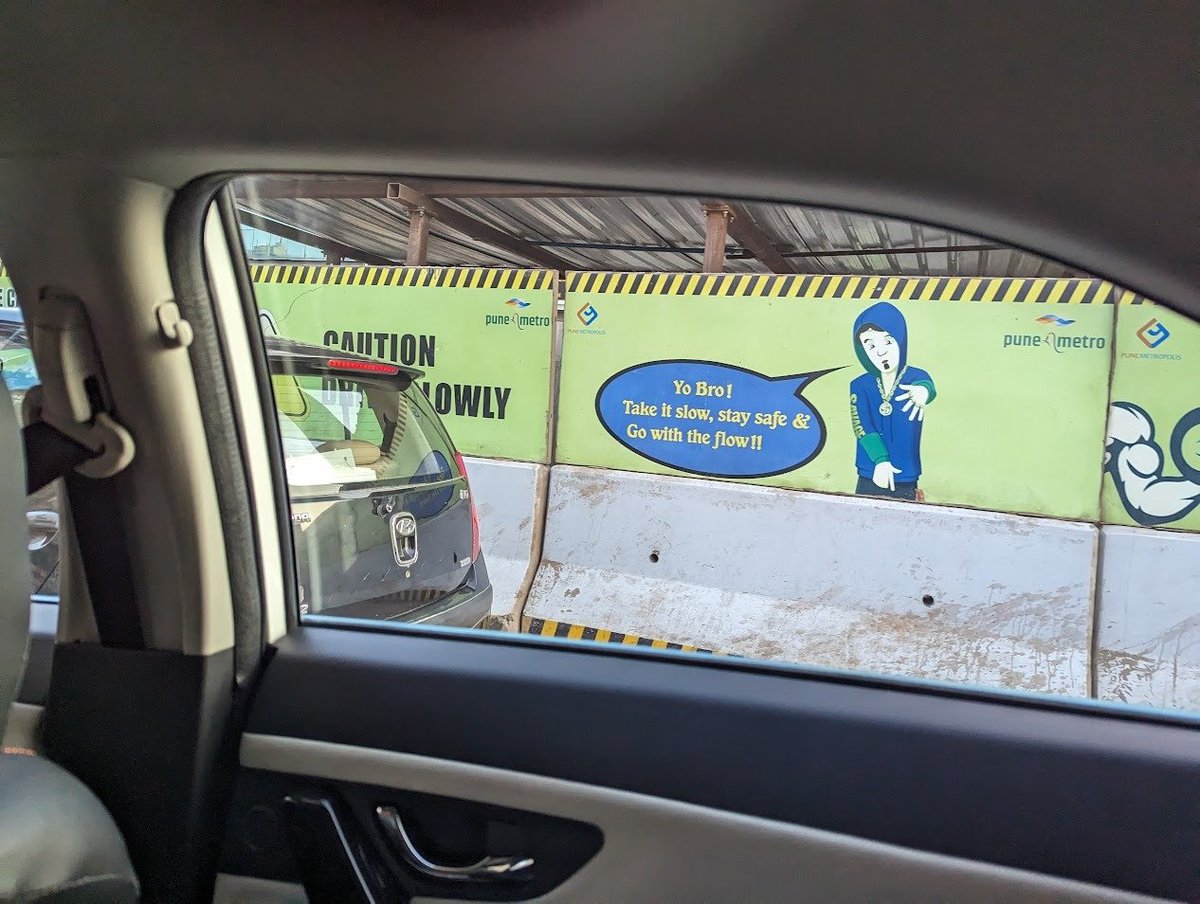 bigbenbullet's tweet photo. Een jaar geleden was ik in Indië (Pune) en ik kreeg net deze foto als herinnering ;-)

#yobro https://t.co/nGhgOHXbRM