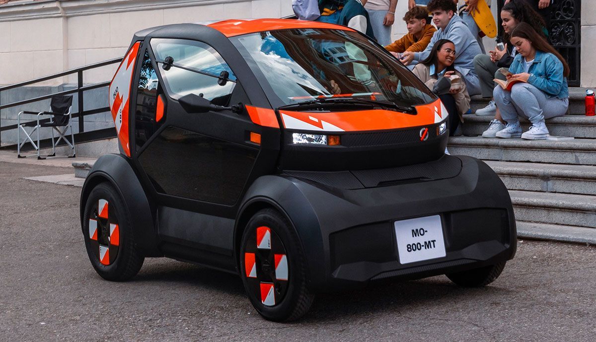 ecomento_de's tweet photo. Autos für Deutsche immer weniger leistbar, #Microcars als Lösung? https://t.co/8tEhG85IA1 https://t.co/irP1H2tNeF