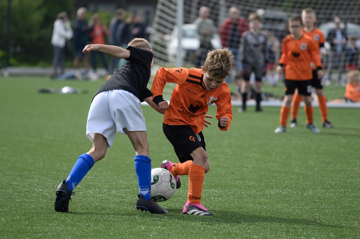Pupil │ Morgen komt ACV naar De Krom. Kunnen we de punten in de Noord houden? 🟠⚫️

Aan het enthousiasme van Senn Schuiling zal het niet liggen 💪 Deze topper is erbij als pupil van de week! 

Veel plezier, Senn 🧡

vvkatwijk.nl/index.php?page…