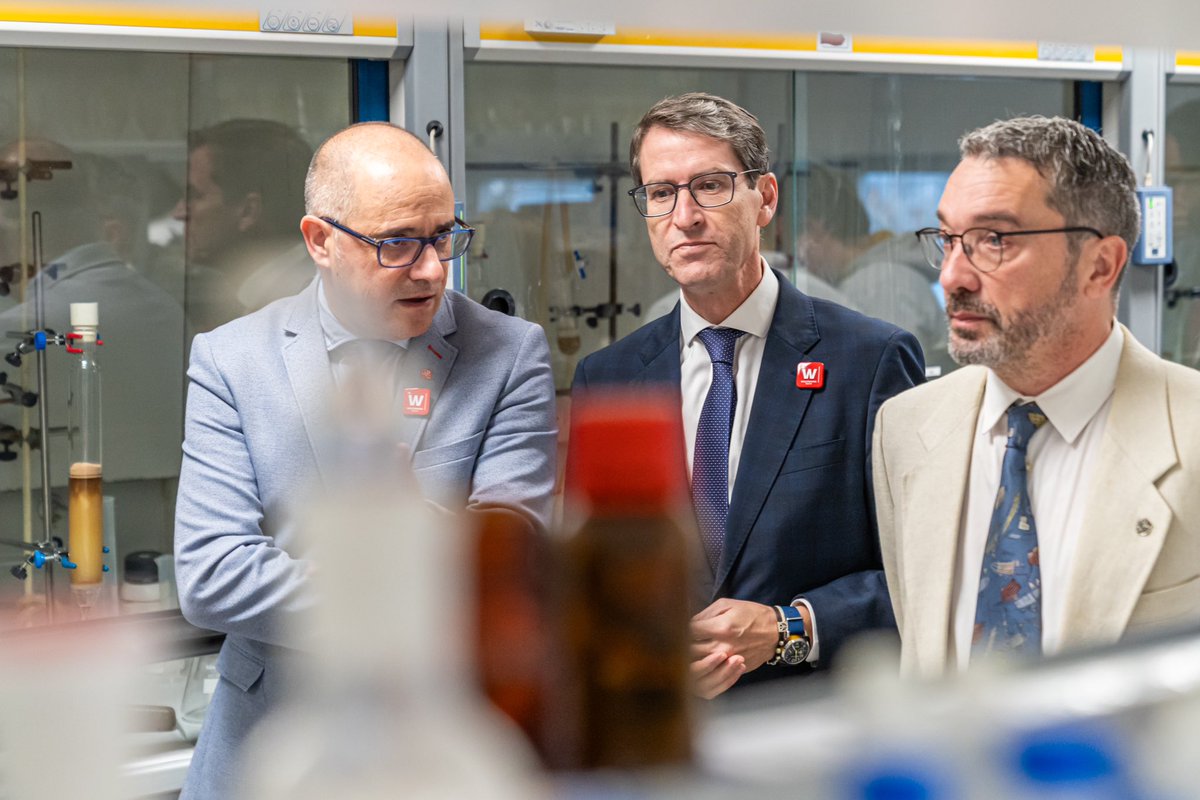Héctor Busto (@hebusto) on Twitter photo Finalizadas las I Jornadas del #InstitutoQuimicaUR #IQUR <a href="/unirioja/">Universidad de La Rioja</a>. Retos y oportunidades por delante para generar, transferir y divulgar conocimiento en la frontera de la ciencia. Finalizadas las I Jornadas del #InstitutoQuimicaUR #IQUR <a href="/unirioja/">Universidad de La Rioja</a>. Retos y oportunidades por delante para generar, transferir y divulgar conocimiento en la frontera de la ciencia.