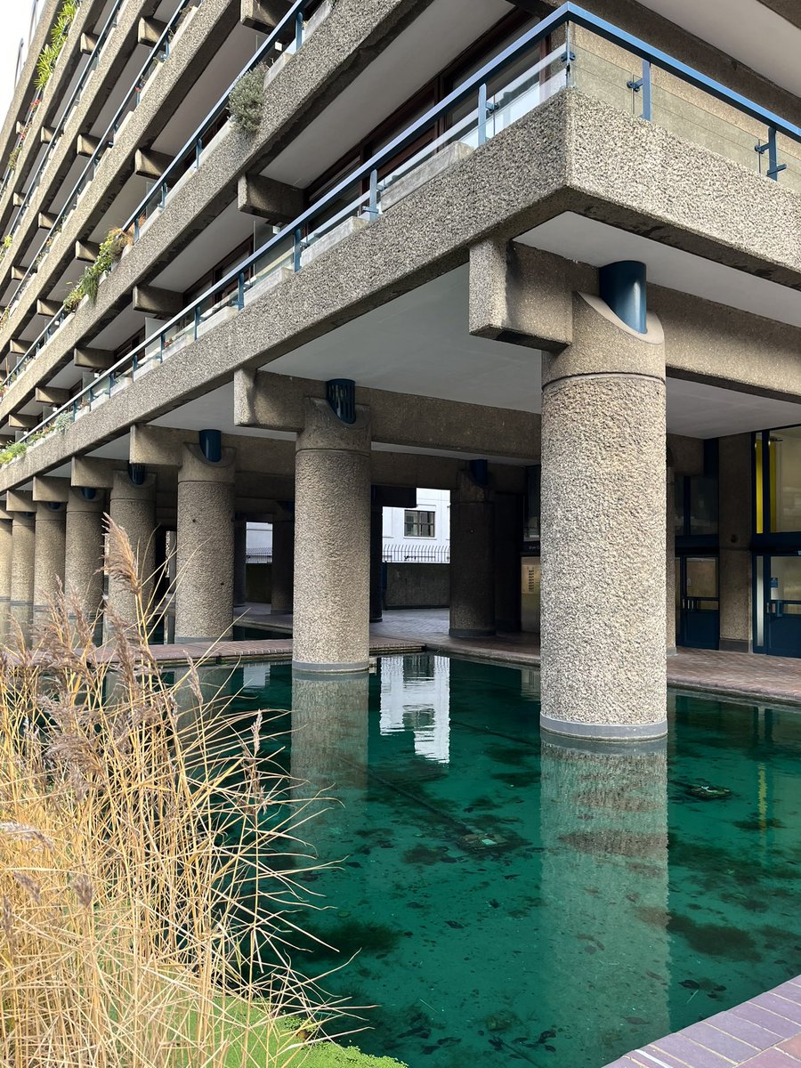 palilsan's tweet photo. Visited the Barbican Estate. Fascinating place. https://t.co/guJz5Q8tQa