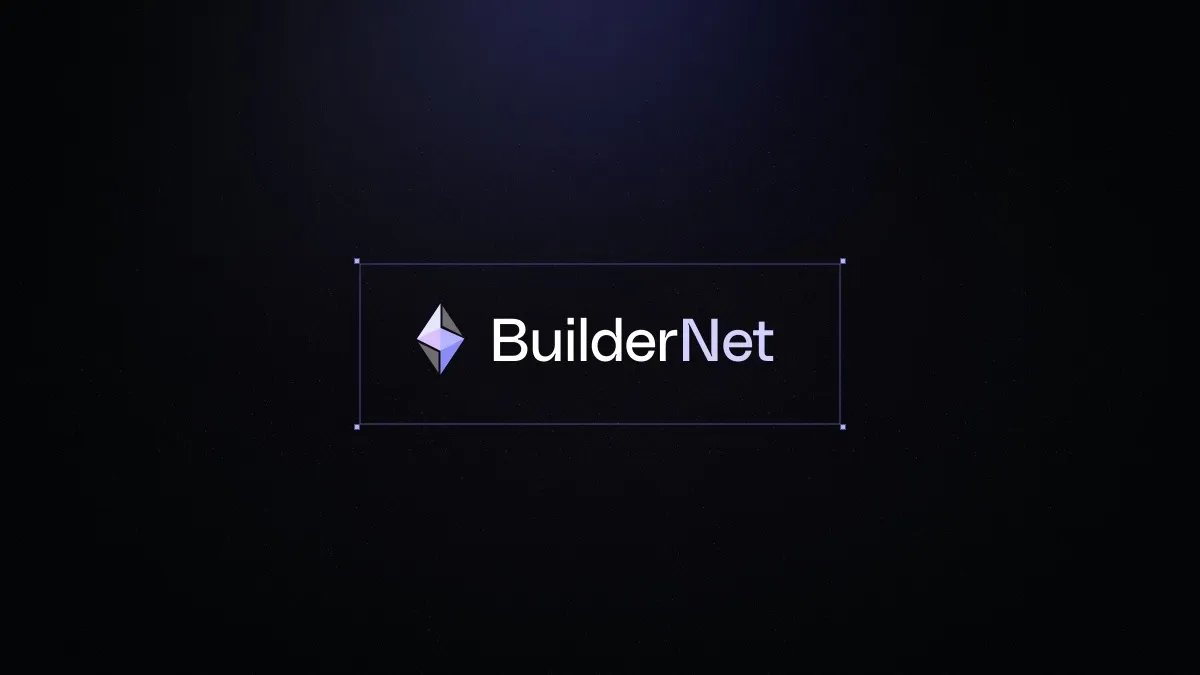 ✨从 MEV-Boost 到 BuilderNet：能否实现真正的 MEV 公平分配？✨

在 MEV-Boost 拍卖中，赢得竞争关键不在于算法多强，而在于掌控最有价值的订单流。BuilderNet 让不同的参与者可以共享订单流，重塑 MEV 生态。

以太坊区块构建中心化现状
目前以太坊区块构建市场面临高度中心化的问题，约 92%