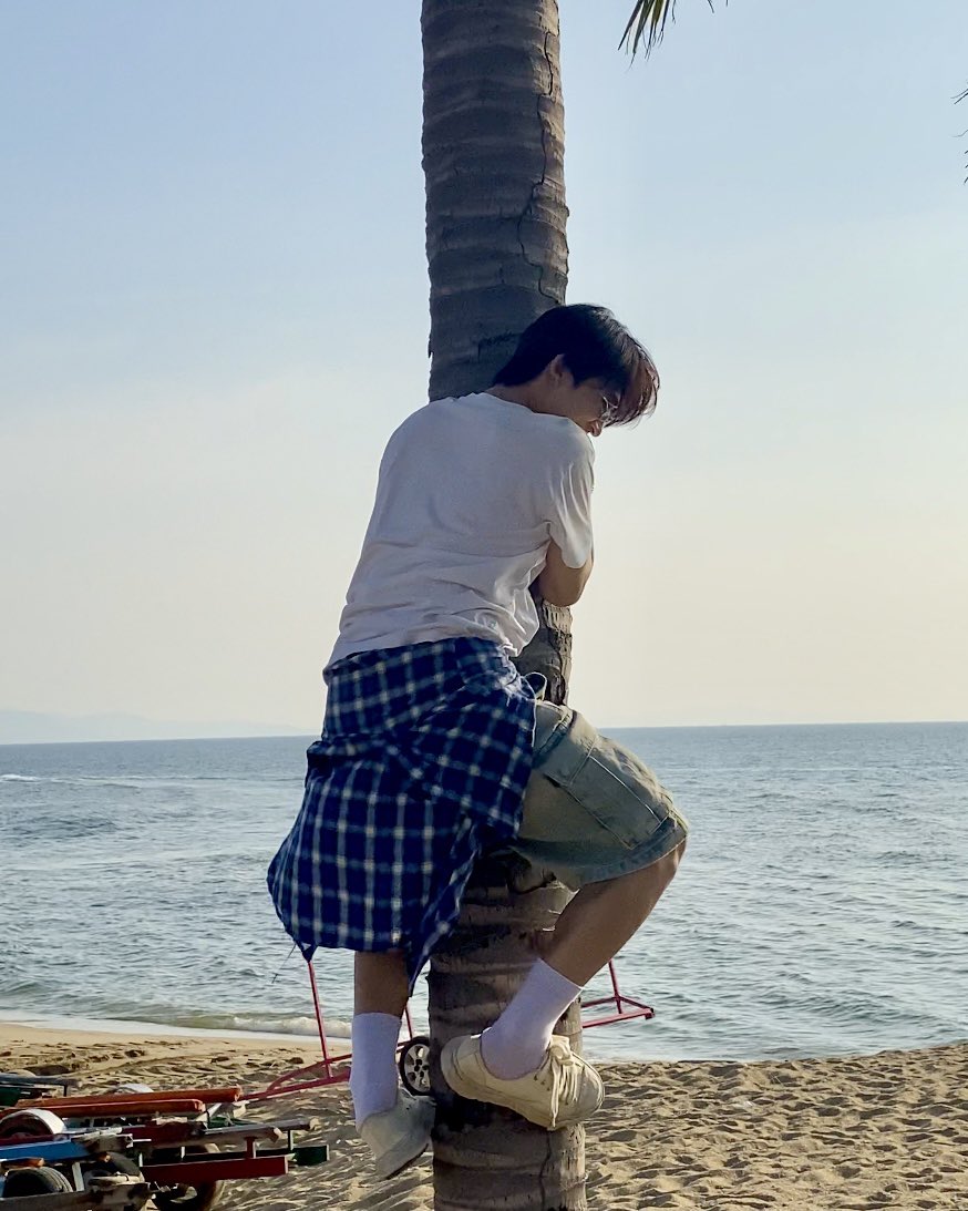 PStufe's tweet photo. บ่จ้ายเจ้าถิ่น แต่ขอเช็คอินได้ก่คับ 📌
หนุ่มเหนือพาแอ่วทะเลทั้งที จะวุ่นวายขนาดไหนต้องรอดู~
🗓️ เสาร์นี้ เวลา 14.00 น.
📺 Youtube : Influduction
#Influduction #firstpiyangkull #เฟิร์สปิยังกูร #แมวดื้อของเฟิร์ส #InfluencerExchange https://t.co/ZE5ACkfXqV