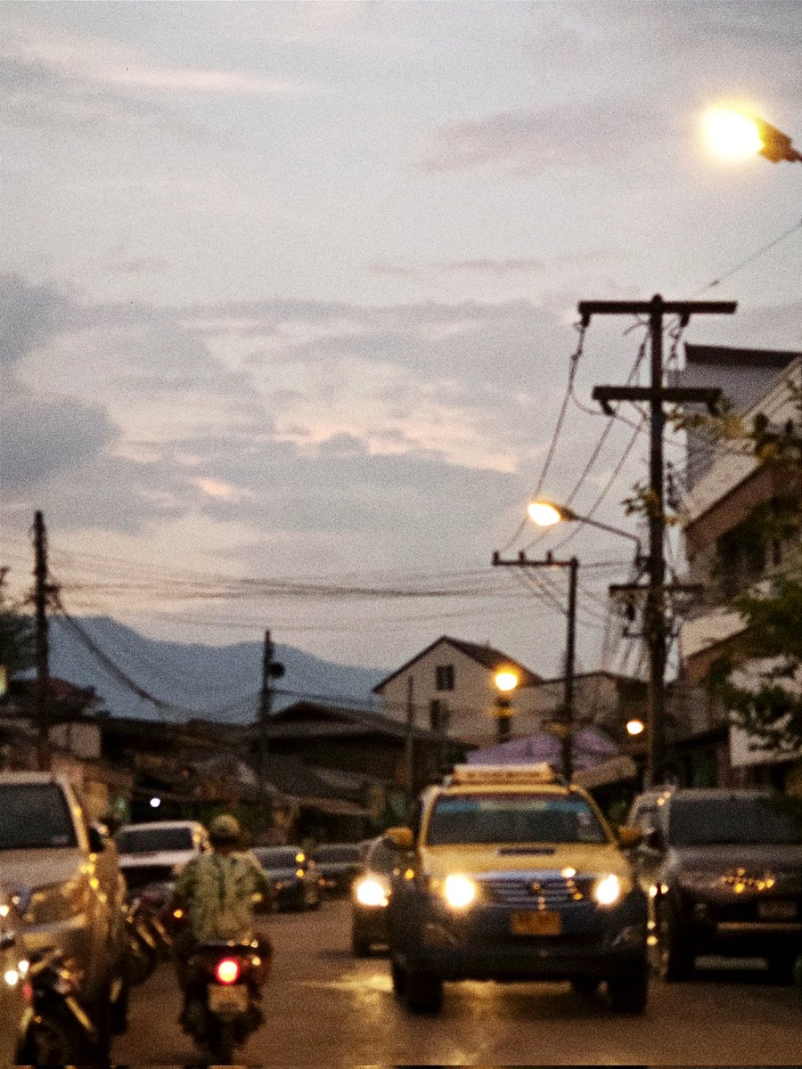 YuLin_Forest's tweet photo. 生活的幸福感
​在清迈随手得 https://t.co/IdrUHlX25d