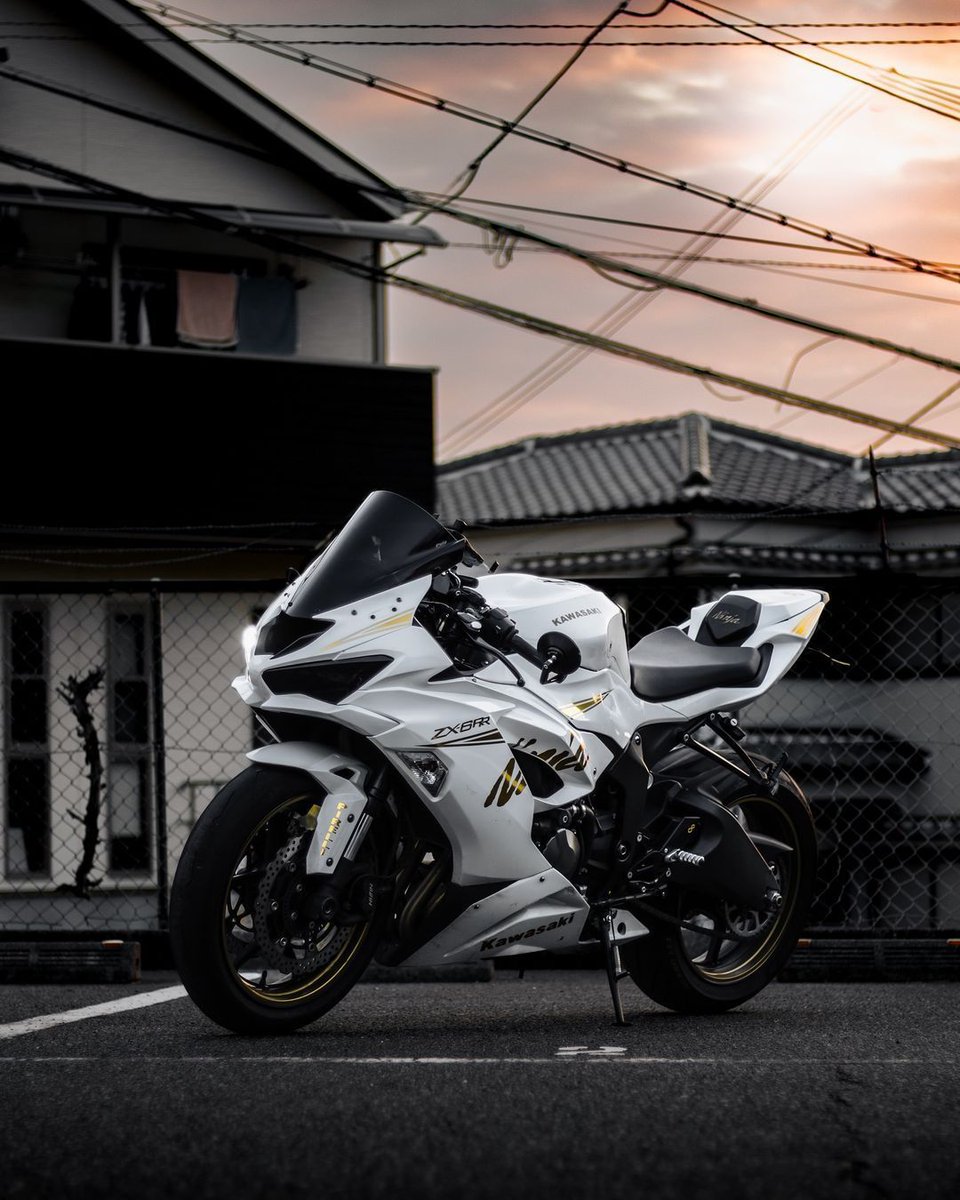 MoreMotorcycles's tweet photo. Kawasaki Ninja ZX-6R https://t.co/O5zuMdVqnj