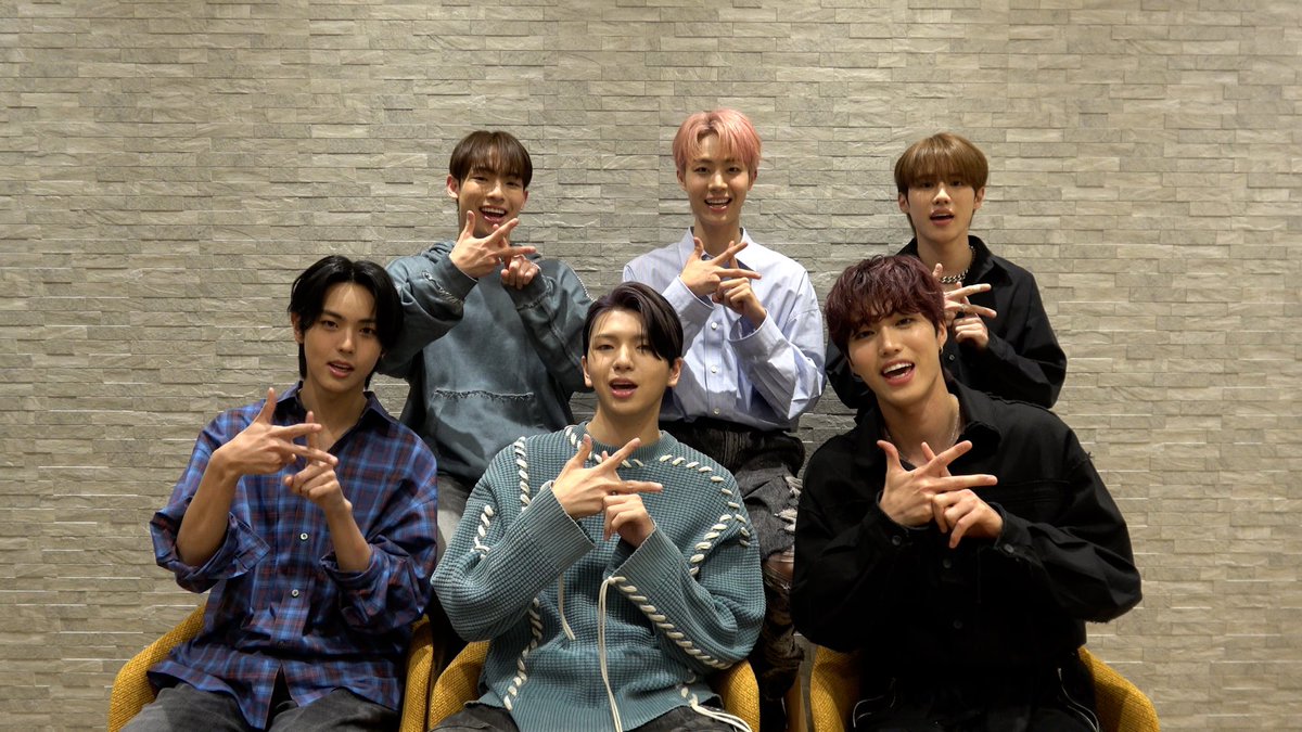 OFFICIAL__KAJA's tweet photo. KJRGL “Beautiful Dream” MV Reaction
🔗 https://t.co/YLJfTH3SKr
KJRGL 1st EP “prelude~the brilliant blue”
2024.11.27 Wed
#KJRGL #カジャーグル #카자그루
#KJRGL_brilliant #KJRGL_EP https://t.co/FyfKoIswEN