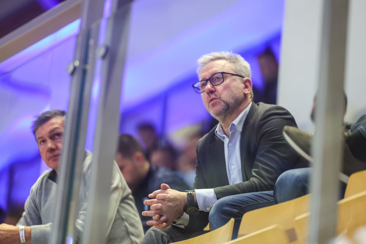AkademiaLP's tweet photo. Dzień dobry, trenerze 🇵🇱
#LechConference2024 https://t.co/P82th05jV7