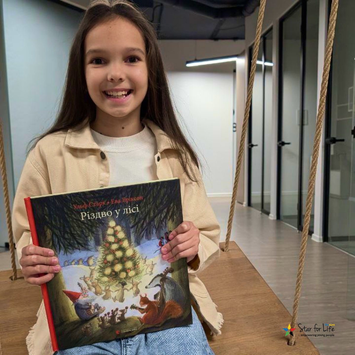 StarforLifeUA's tweet photo. ✨ Do you believe in miracles? At Star for Life Ukraine, we do—and so do our students! Thanks to 🇸🇪 @SwedeninUA, Saint Nicholas brought them books by Ulf Stark &amp; exclusive merch.

The greatest miracle? Joy in children’s eyes &amp; support for their dreams. 💙💛 https://t.co/IUjyGAZ208