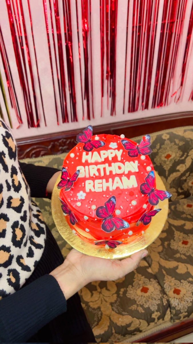 Reham30601's tweet photo. 𝐈𝐭'𝐬 𝐌𝐲 𝐁𝐢𝐫𝐭𝐡𝐝𝐚y ❤️
اللّهُمّ إنّي أستودِعُك بُعمري خيراً ، فـ أغفِر لي ما مضَى ،وبارك لي فيما هُوَ آتٍ ! ..❤️🦋
اللهم السلام لروحي و قلبي، وعاماً سعيدآ لي و مليئاً بما اتمنى https://t.co/P6764i22lb
