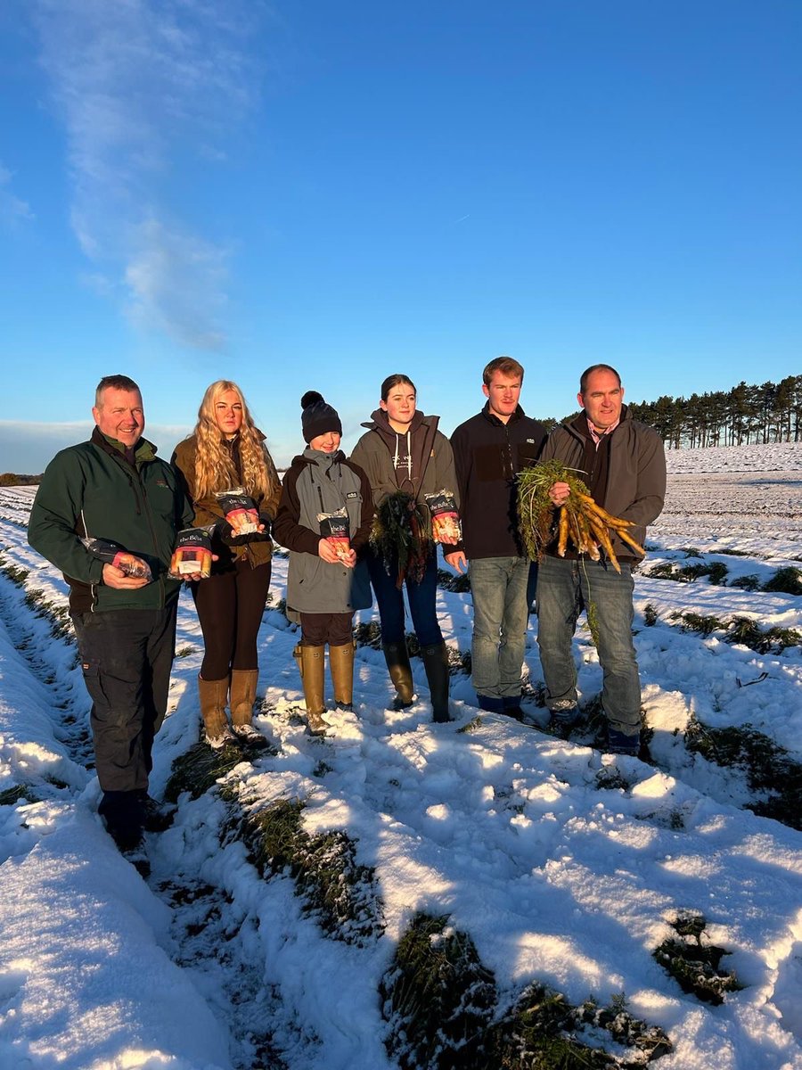 Morrisons's tweet photo. Our vegetable expert Simon Pyper recently went to visit the Hammond Family, the growers behind our delicious Rainbow Carrots 🥕 We have been growing coloured carrots for over a decade, and are committed to continuing relationships with growers like Andy and Jon #MorrisonsBritish https://t.co/fzb5GUIVz1
