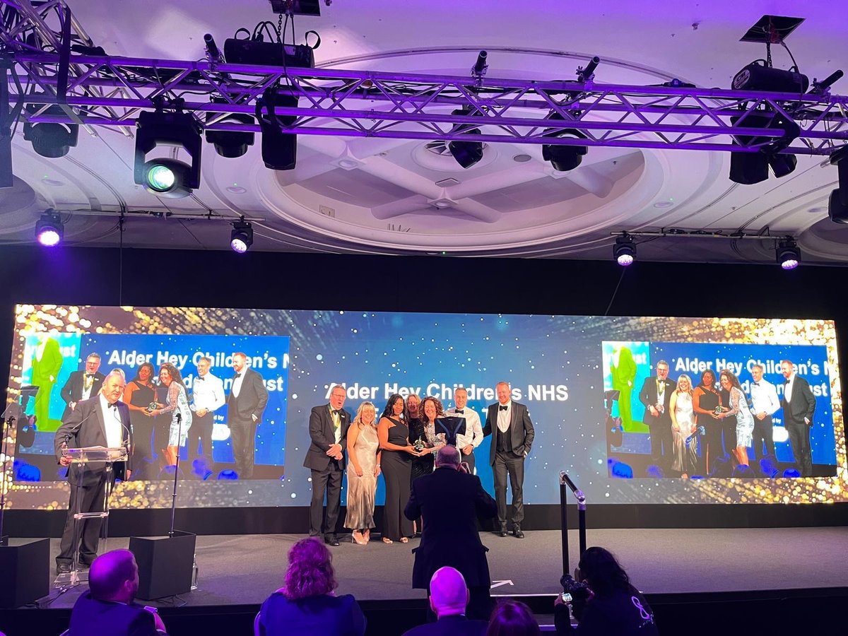 AlderHeyFinance's tweet photo. Last night we also won  the @HFMA_UK Diversity and Inclusion award! We are really proud to win this award and received great feedback from the judges on all the things that we have achieved! Building a culture where everyone belongs! #HFMAAwards  #No1PlaceToWork ⭐️⭐️⭐️ https://t.co/nhDO1yeEJV