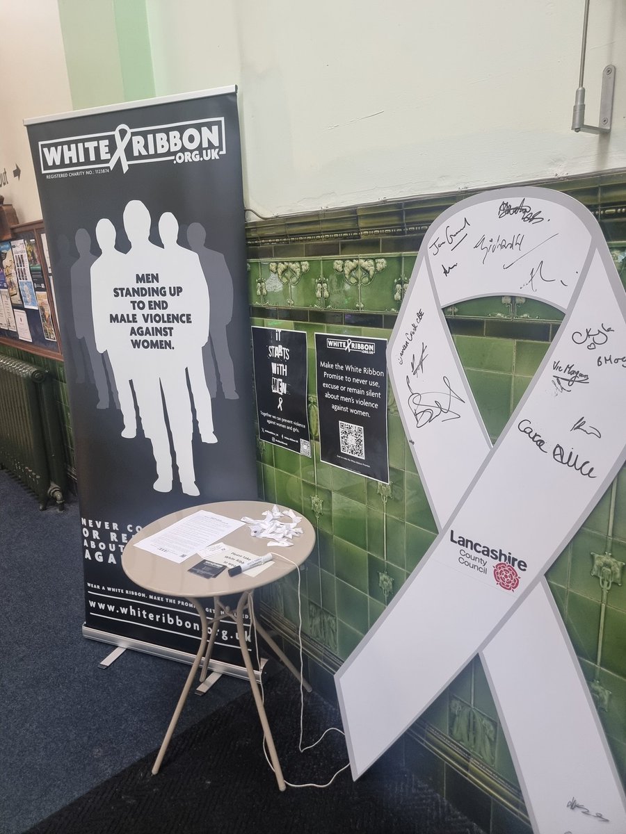 ryancowley1989's tweet photo. Great to see this in #accringtonlibrary before meeting @Peoplefirst111 #Eastlancashirevoices for a chat about discrimination and social work. @White_Ribbon_UK @ribbons_uk @sormstudio https://t.co/7esGyEbe5x