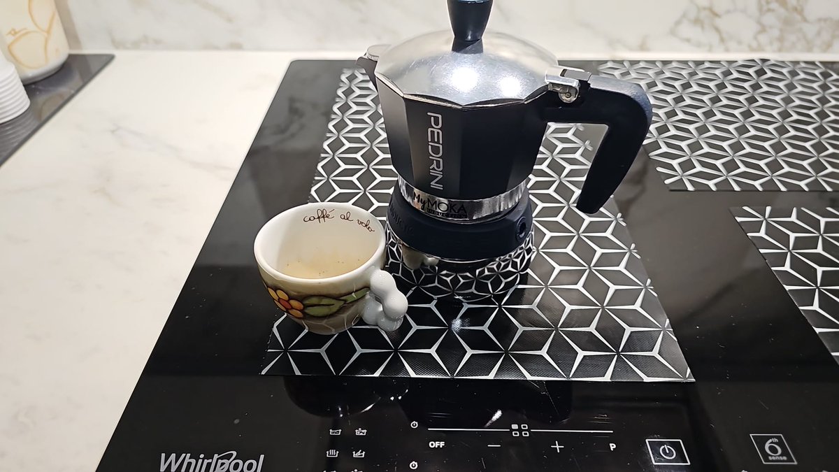 Buon venerdì 😶‍🌫️