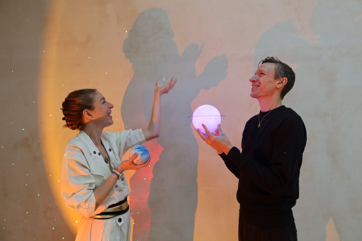 fredbutlerstyle's tweet photo. Find my Winter Solstice Workshop w/ Patrick Geary on Sat 21st Dec at the beautiful new Soul Studio #PrimroseHill .Join us to recalibrate your nervous system for the festive season via restorative yoga &amp; guided meditation, attuned to astrological insight. https://t.co/Xiqa1hZctL. https://t.co/JUnp0s15ew