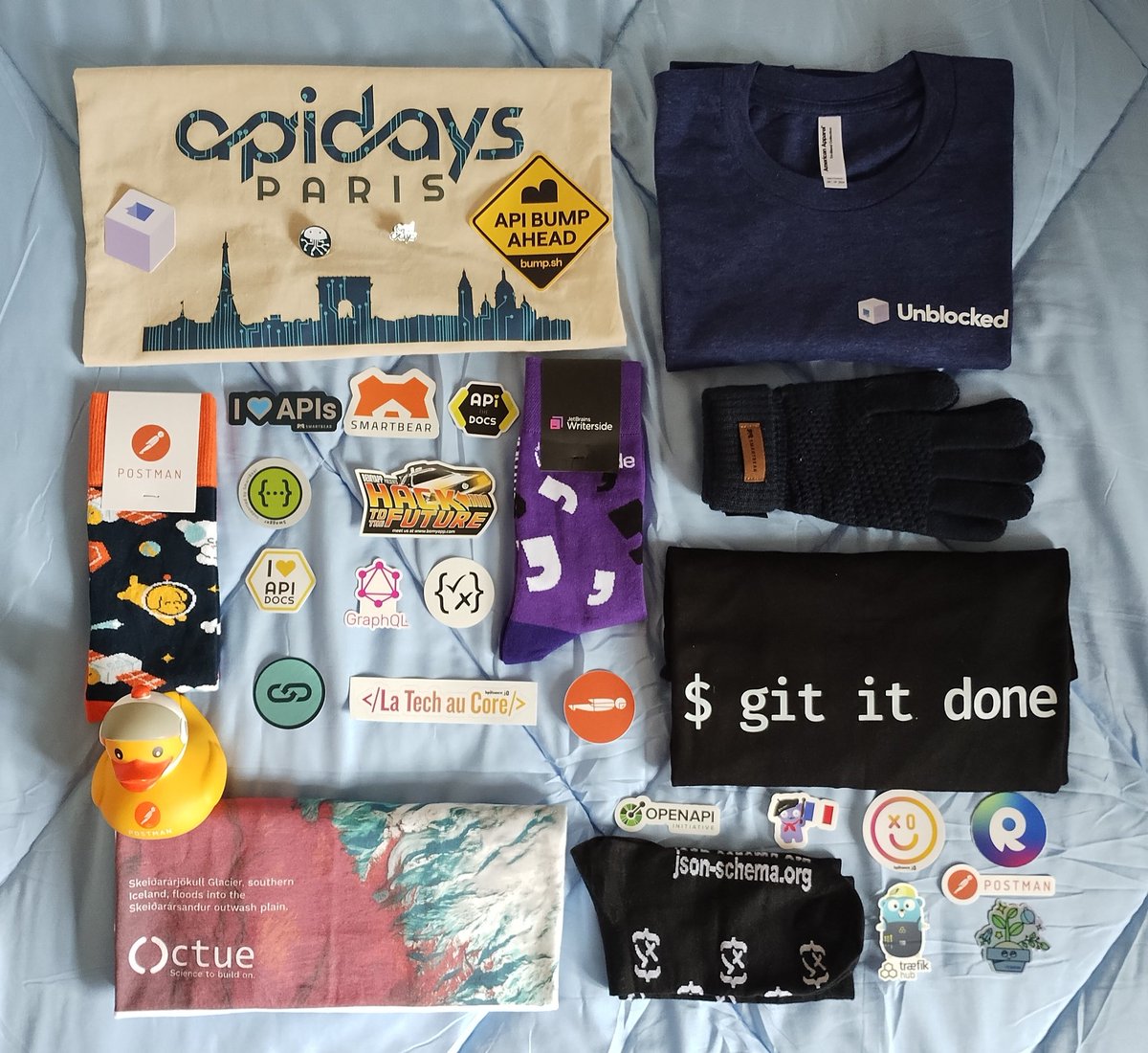 valeriahhdez's tweet photo. My swag from #APIDaysParis https://t.co/HDx5tJWFe8