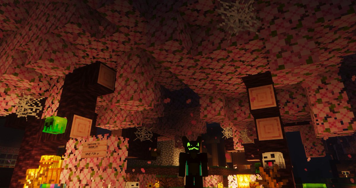 triaieland's tweet photo. Some old memories of Triaieland💓
December is a good time to look back on the year🥲
#Minecraft #Minecraftbuilds #MinecraftServer #mcpe #triaieland https://t.co/bMIq6OSmOf