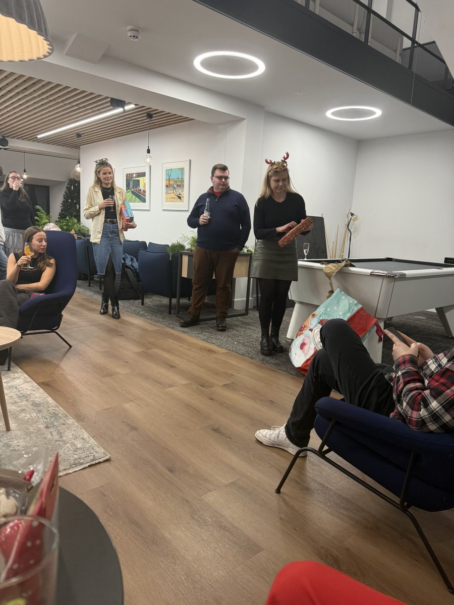 Rhiannon Daniel tweet media