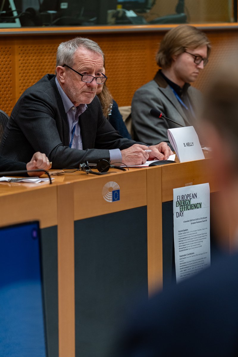 🎉👏 This week, we celebrated the third edition of Energy Efficiency Day at the European Parliament! 

🙌 A special thanks to our speakers and big thanks as well to our contributors and to all the participants who made this event such a success!