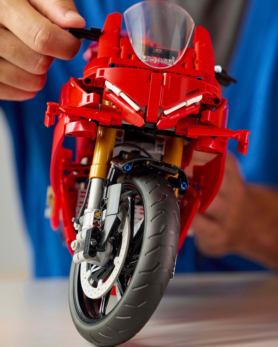 Volkswagen Group tweet media